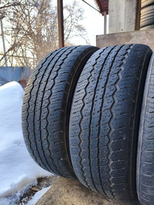275 65 R17 Комплект. AT