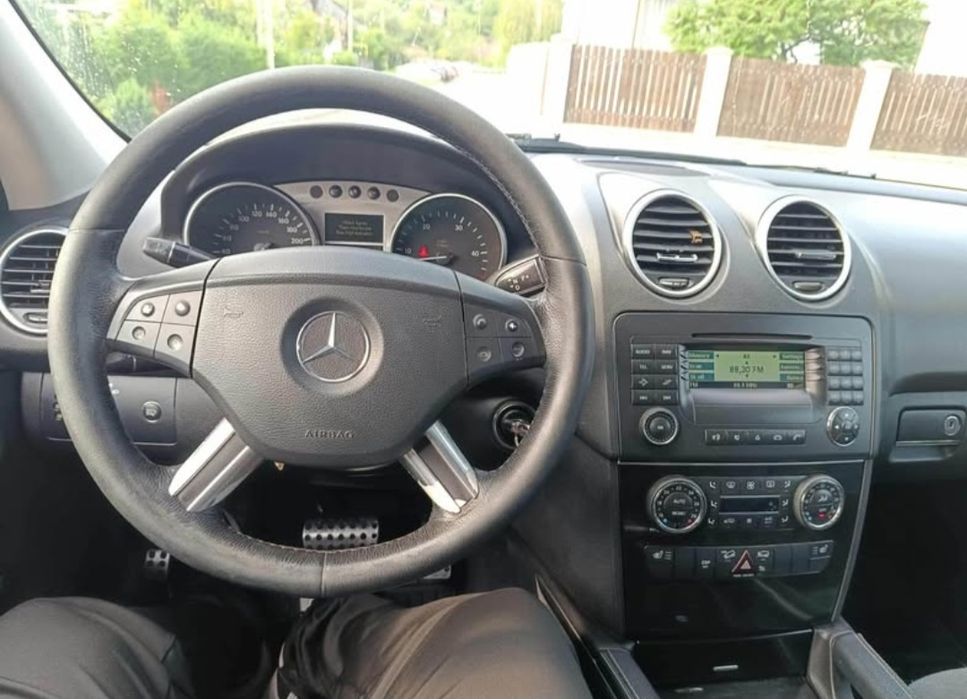 Mercedes ml-320  4x4