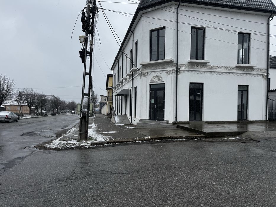 Spatiu comercial de inchiriat zona centrala /piata