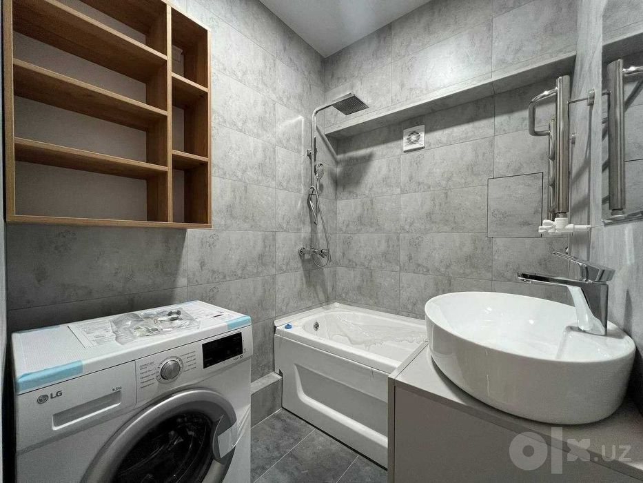 Продам 2 в 3 комнатную(65кв.м) Ташсельмаш.парк Ашхабад