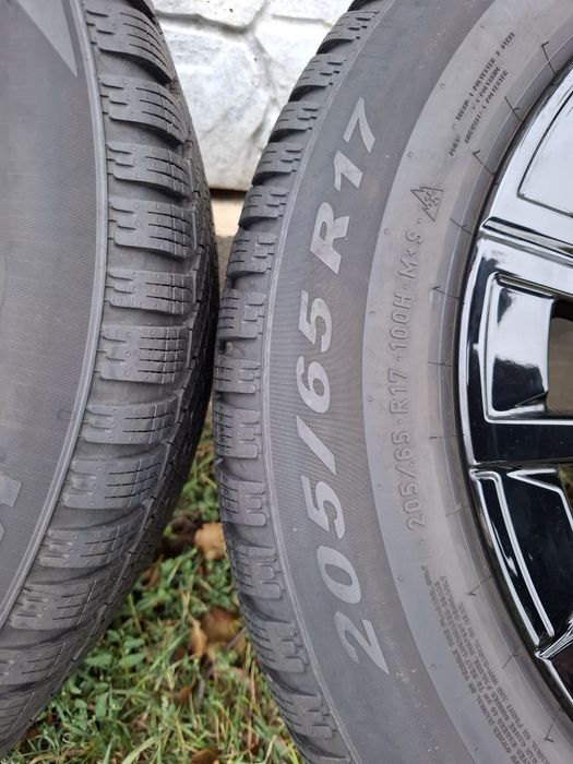 17"Оем Джанти с зимни гуми BMW X1,X2 U10,U11
