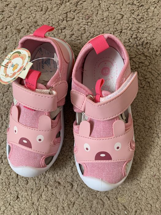 Pantofi/balerini/sandale fetite marimea 25, impecabili/noi