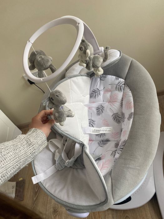 Електрическа бебешка люлка La Scala розова