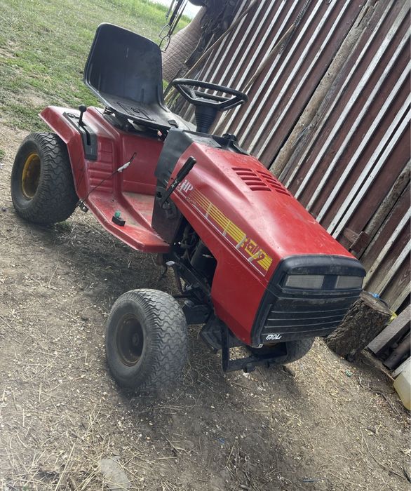 Vand tractoras si solenta  schimb cu atv sau diverse