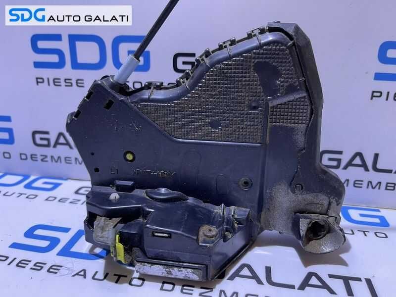 Broasca Incuietoare Usa Portiera Stanga Fata Sofer Toyota Auris 2006 - 2012 Cod 6111418 A046693