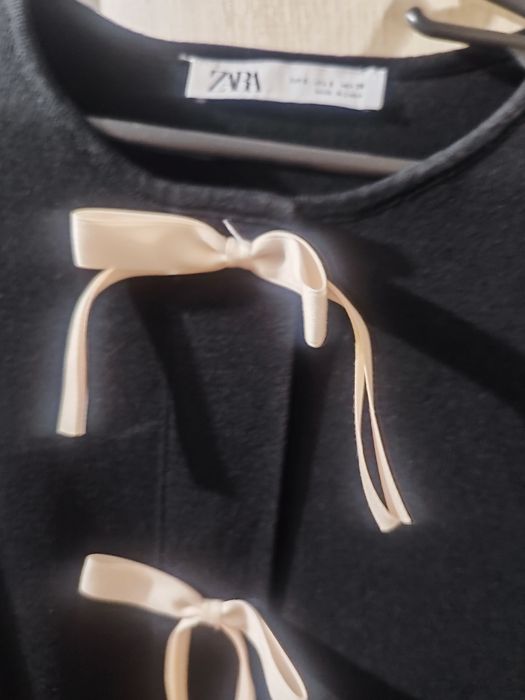 Рокля от Zara с панделки.