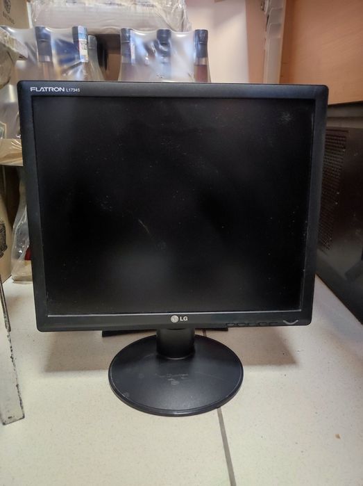 Продам мониторы на запчасти по 500