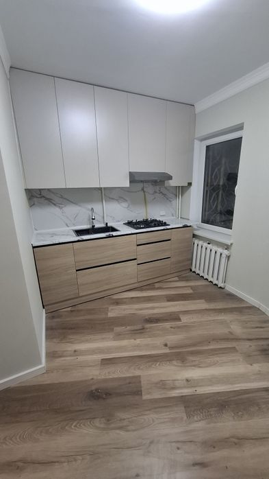 Юнусабад 15 квартал 4/4/5  500 у.е.