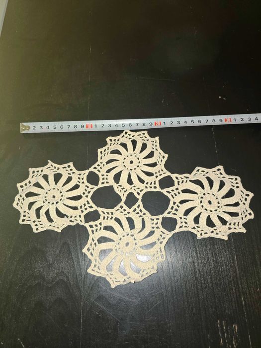 Продавам ръчно плетени карета