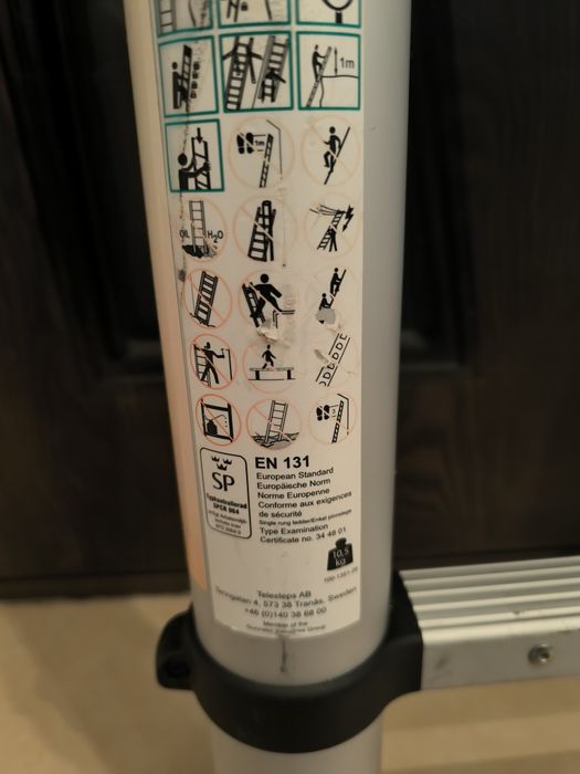 Scară telescopică CLASSICO din aluminiu 3.3m