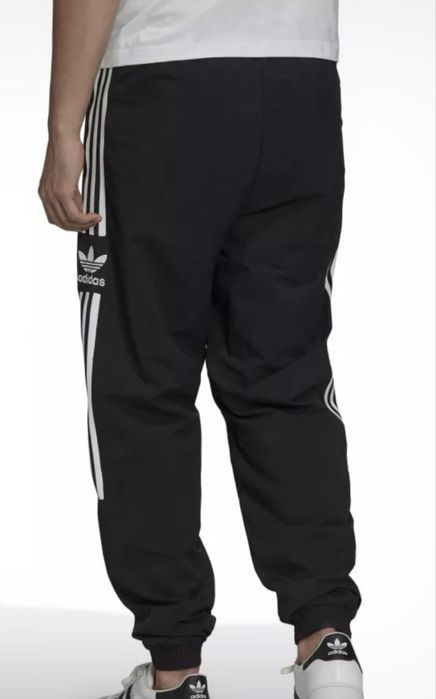 Мъжко долнище ADIDAS . Размер L