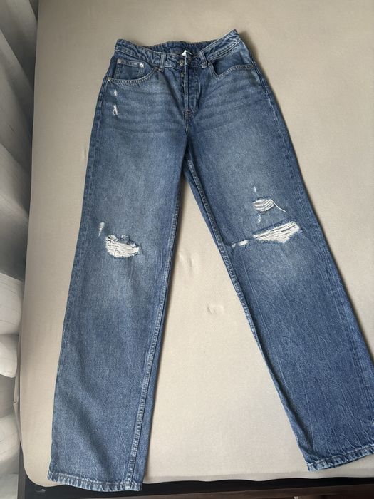 H&M нови дънки с кръпки