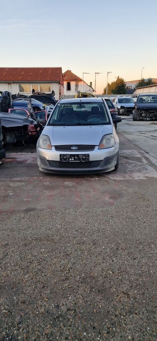 Vând motor 1.3 benzina 2007