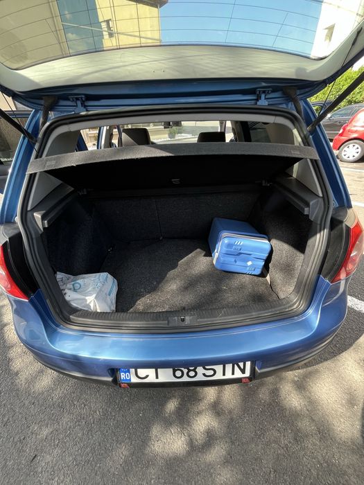 VOLKSWAGEN Golf 2004 — imagine 3
