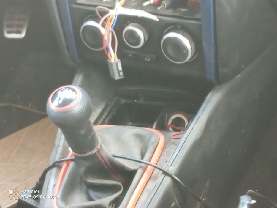 Продавам голф 4 1.9 tdi на части