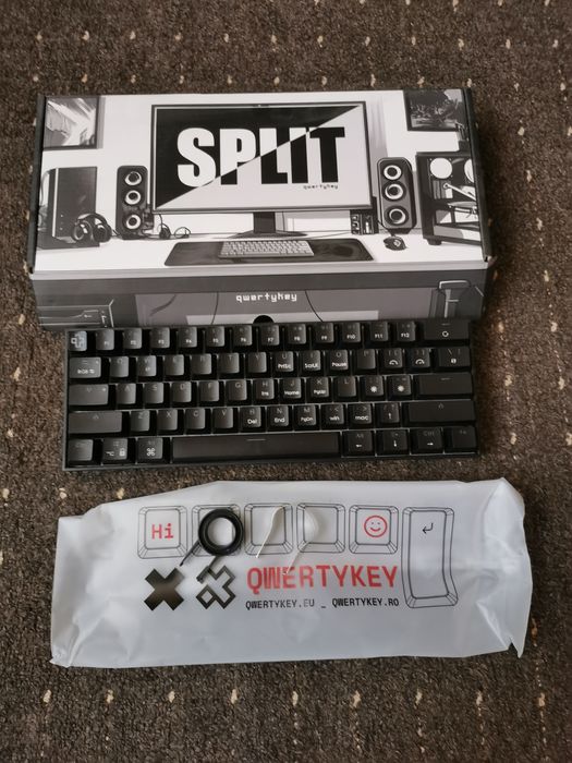 Tastarura SPLIT qwerty key