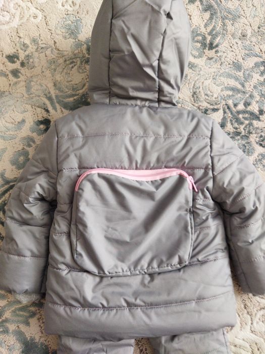 Куртки  демисезонные новые.