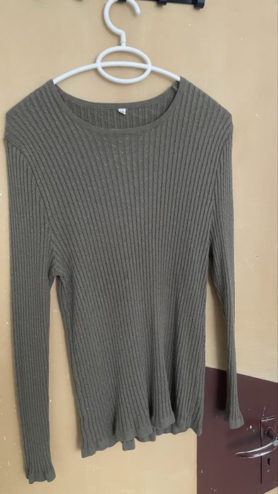 Блузи , половери и суитшъри 7€