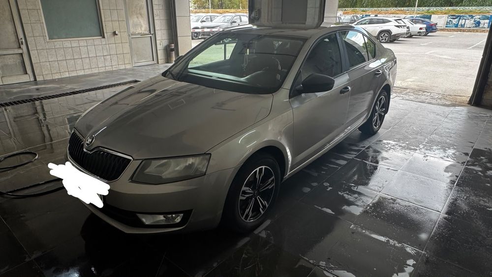 Авто Шкода Октавиа
