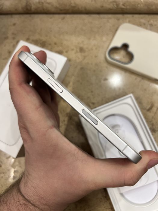 IPhone 16 128gb White