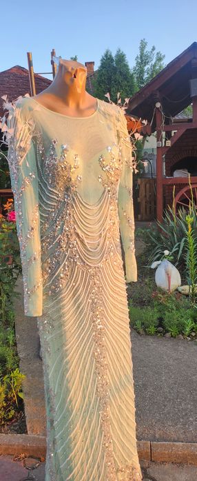 Vând rochie de seara