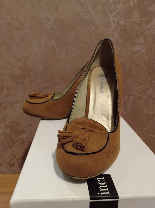 Туфли 39 размера