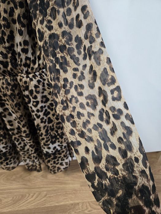 Стилна тигрова рокля