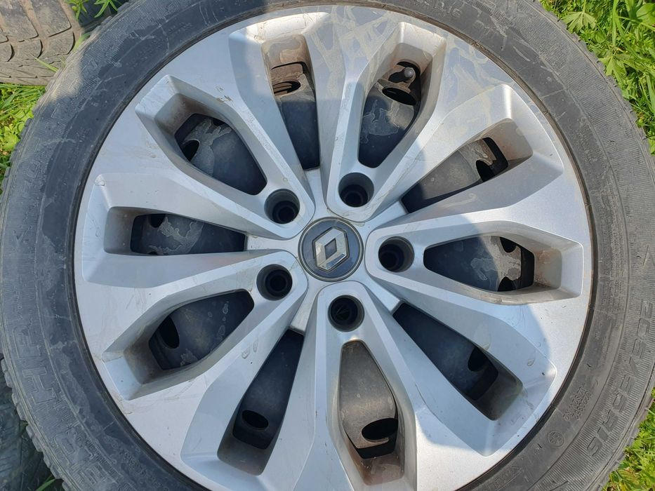 Roti Megane 4 pe 16