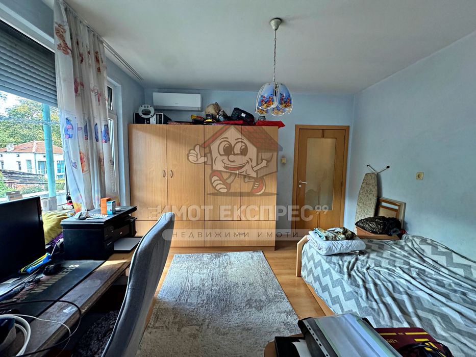 Продава се Етаж от къща в Асеновград - 160 кв.м за 1000 €/кв.м - Снимка #19