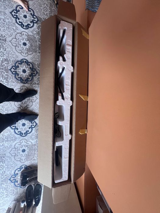 Samsung TV Crystal UHD 4K UC7000