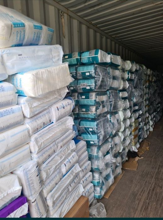 Разные подгузники для взрослых