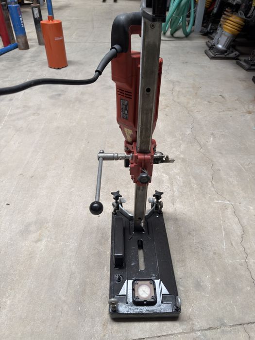 Masina de carotat Hilti DD100M / 2016 / 162 mm