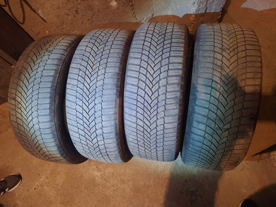 4 Гуми BRIDGESTONE Weather Control 215/50 R19
