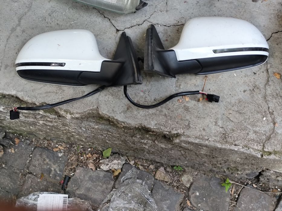 Огледала за audi a4 В8 2009 година