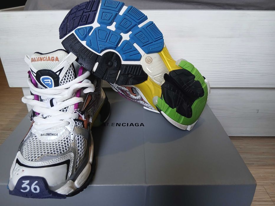 Balenciaga runner 36