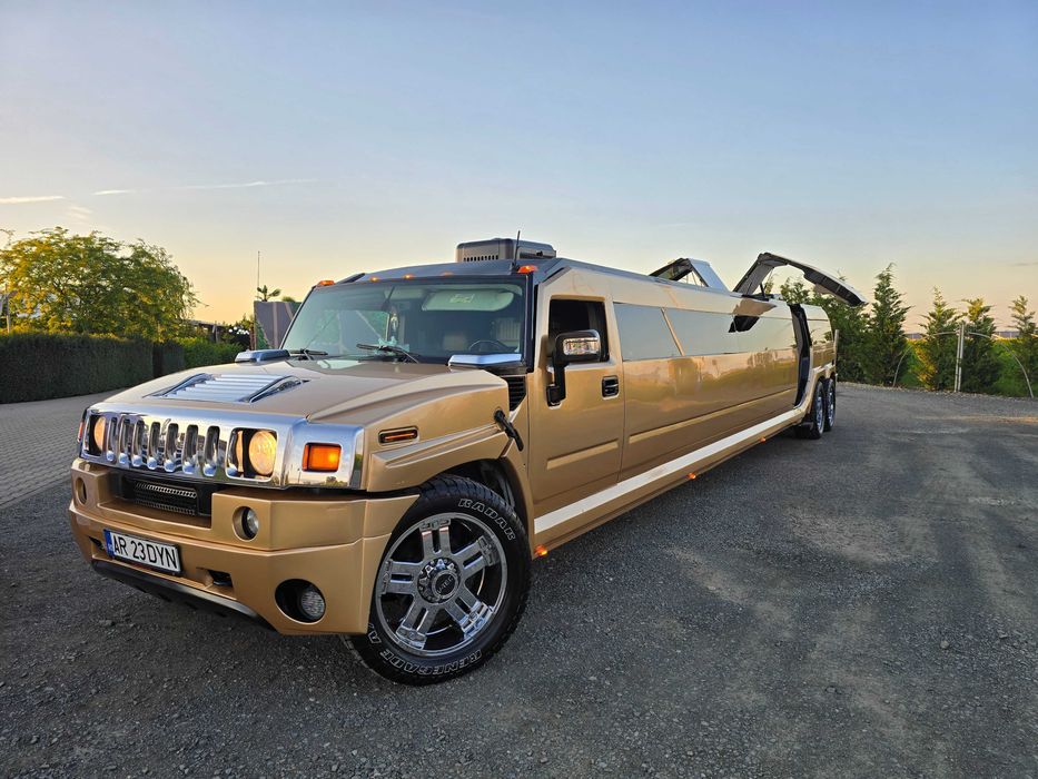 Limuzina de inchiriat Hummer H2 Inchiriez Limuzina Hummer H2