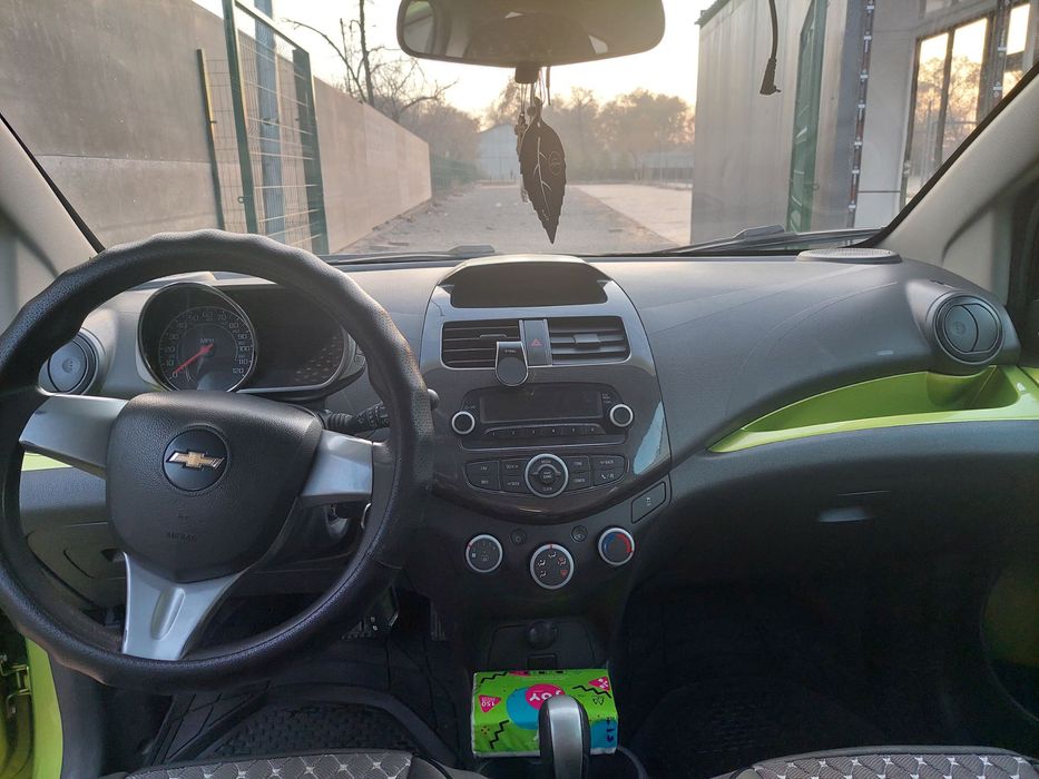 Продам автомобиль Chevrolet Spark