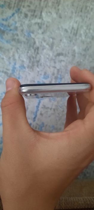 Айфон х 64 емк100