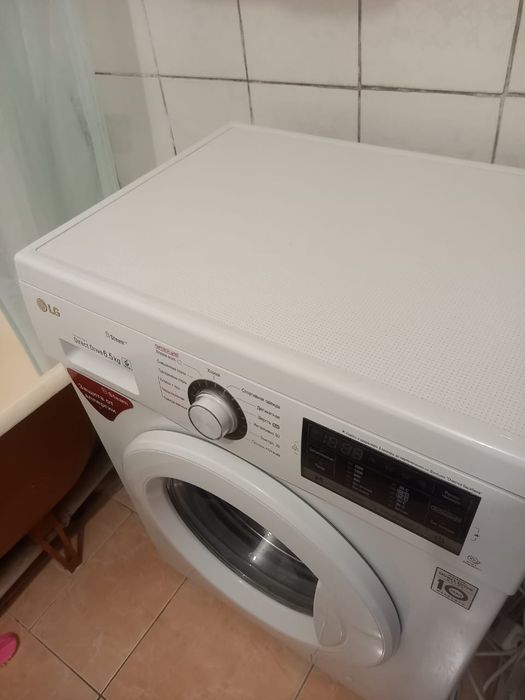 Стиральная машина LG автомат