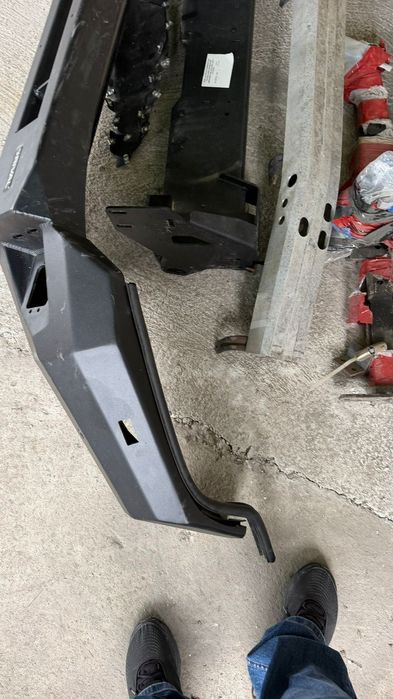 Предна офроуд броня за toyota Land cruiser j200