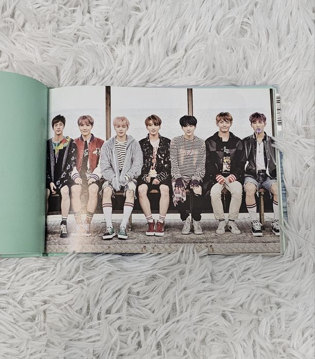 Альбом BTS (You never walk alone)