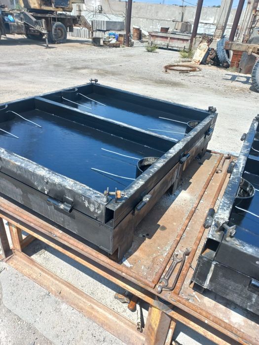 Продам вибростол с формами для производства плиток