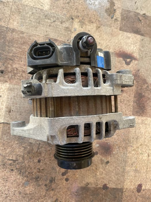 Генератор / Алтернатор за хюндай и20 1.2 бензин