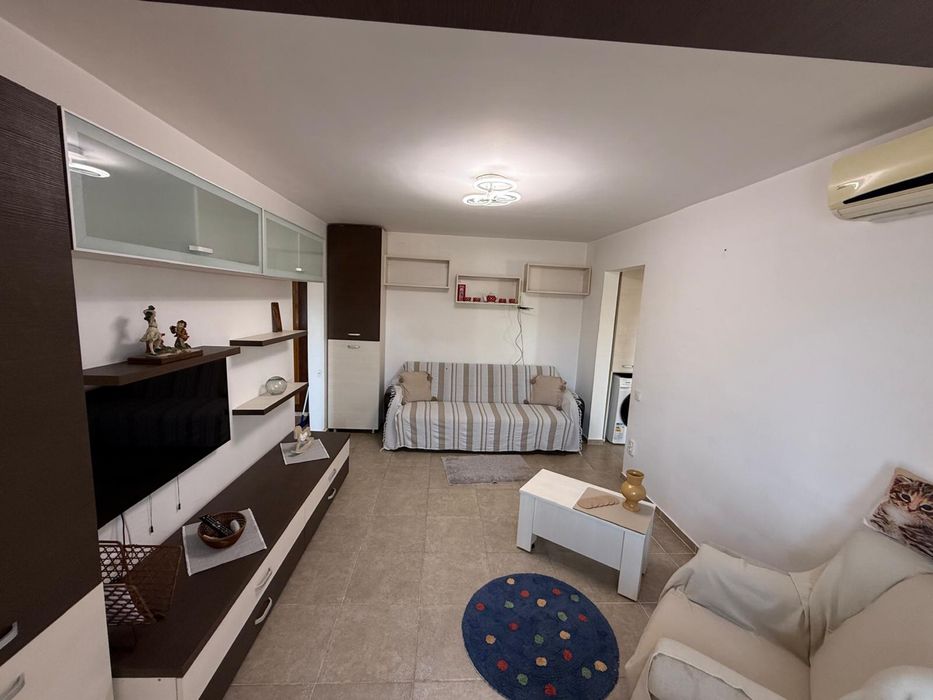 Apartament 2 camere de închiriat!