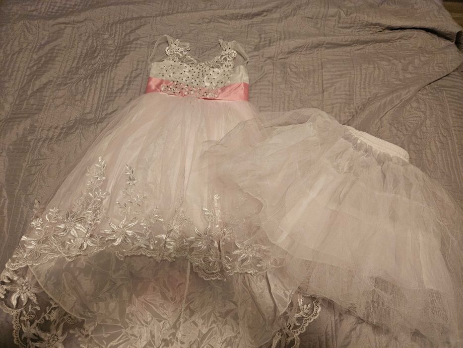 Официална рокля за момиче