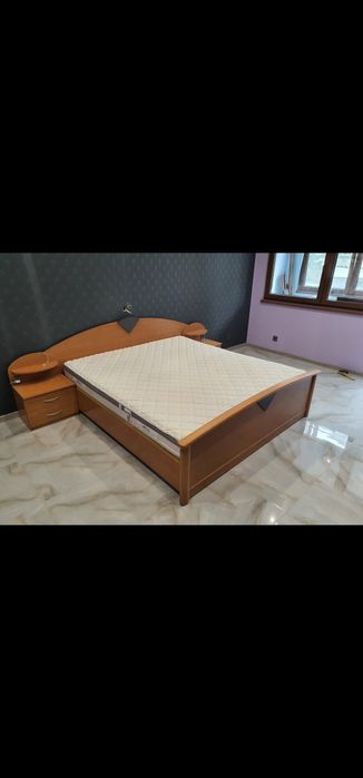 Продавам Спалня 180/200