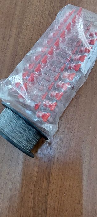 продам пластиковые пломбы, вагонные пломбы
