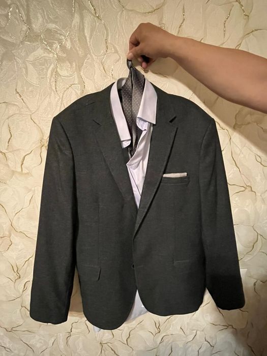 Пиджак темно-серый