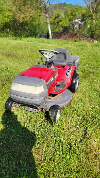 Tractoras gazon 13cp