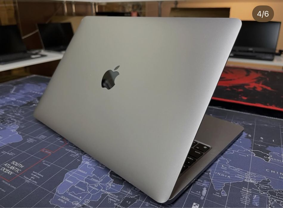 Apple Macbook Pro 13 M1 8Gb/512Gb/239ц